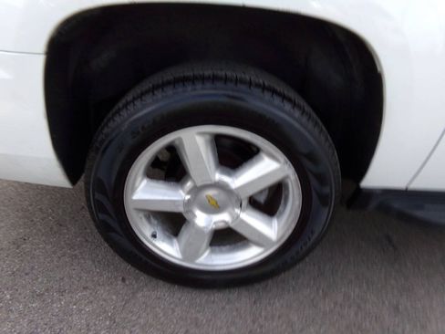 Used 2007 Chevrolet Suburban LTZ w/ LTZ Preferred Equipment Group AWD/4WD image 48
