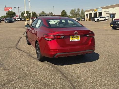 Used 2024 Nissan Sentra SV FWD image 7