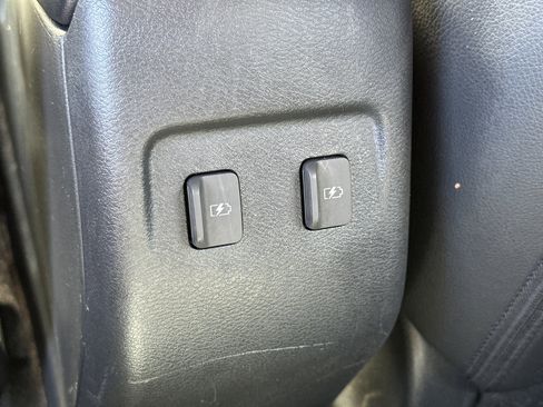 Certified 2021 Nissan Kicks SR w/ SR Premium Package image 22