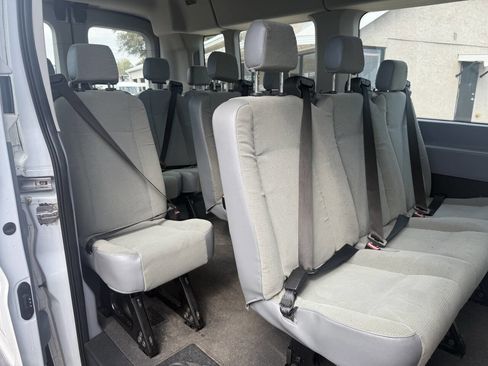 Used 2016 Ford Transit 350 XL image 4