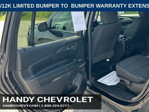 Certified 2025 Chevrolet Traverse LT w/ Driver Confidence Package AWD/4WD image 32