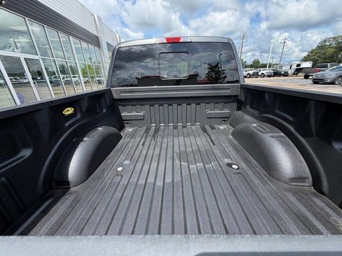 Used 2019 Ford F150 XLT w/ Equipment Group 302A Luxury AWD/4WD image 8