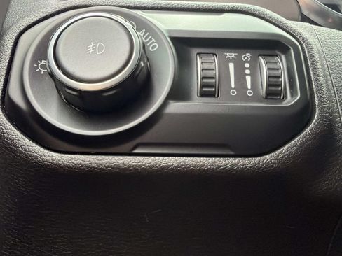 Used 2020 Jeep Wrangler Unlimited Sport S AWD/4WD image 23