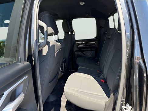 Used 2020 RAM 1500 Big Horn AWD/4WD image 32