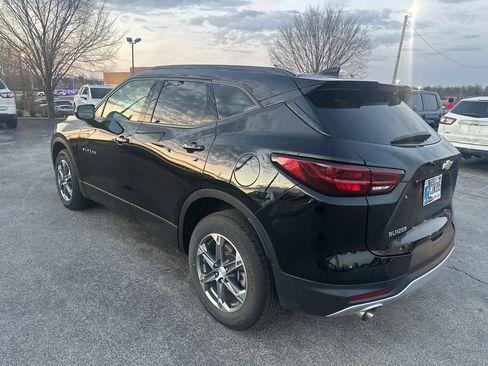 Used 2023 Chevrolet Blazer LT image 4