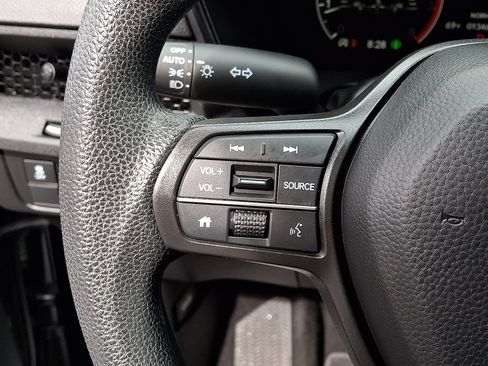 Used 2025 Honda CR-V EX image 22