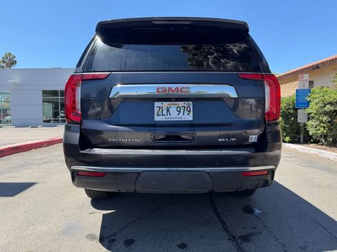Used 2023 GMC Yukon SLT AWD/4WD image 13