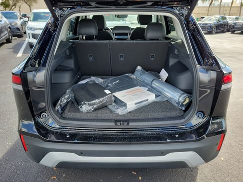 New 2026 Volkswagen Tiguan SE image 12