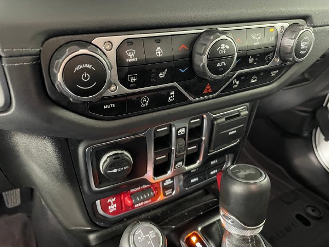 Used 2024 Jeep Wrangler Unlimited Rubicon AWD/4WD image 10
