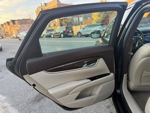 Used 2016 Cadillac XTS Luxury w/ Driver Awareness Package image 20