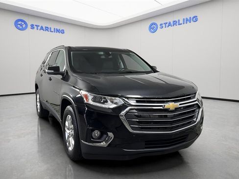 Used 2021 Chevrolet Traverse LT image 14