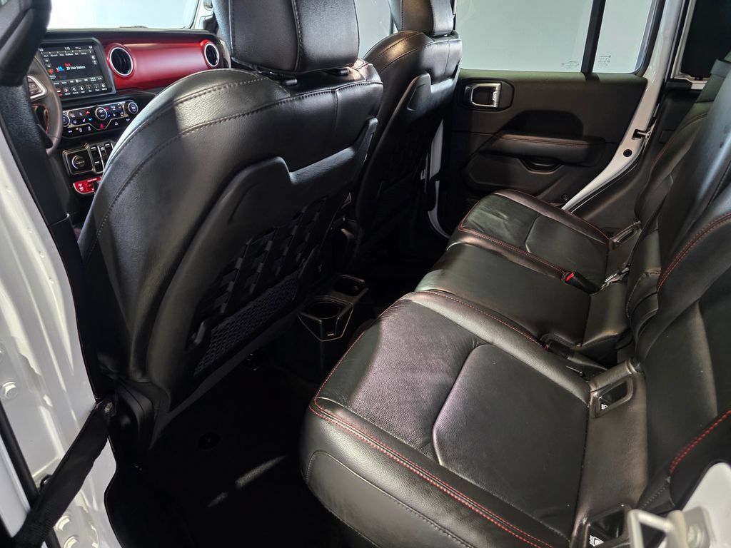 Used 2023 Jeep Gladiator Rubicon w/ LED Lighting Group AWD/4WD image 14