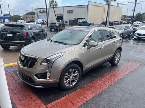 Used 2023 Cadillac XT5 Premium Luxury image 1