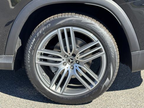 New 2025 Mercedes-Benz GLS 450 4MATIC image 15