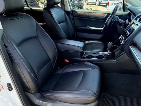 Used 2018 Subaru Outback 2.5i Limited AWD/4WD image 25