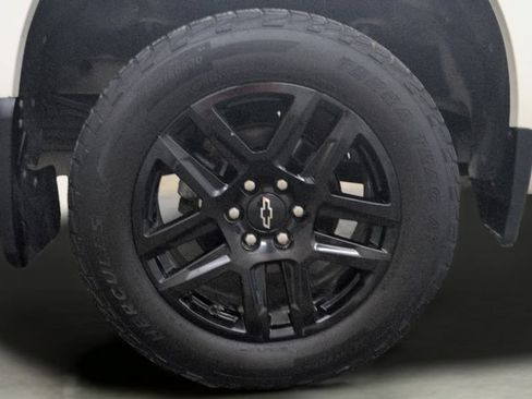 Used 2023 Chevrolet Silverado 1500 RST AWD/4WD image 27