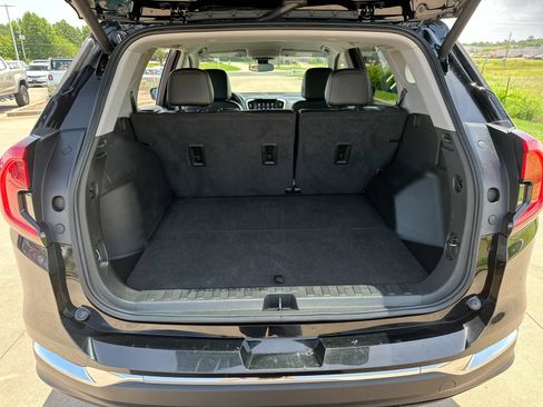 Used 2023 GMC Terrain SLT AWD/4WD image 22