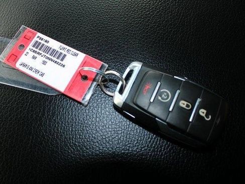 Used 2022 RAM 1500 Laramie image 22