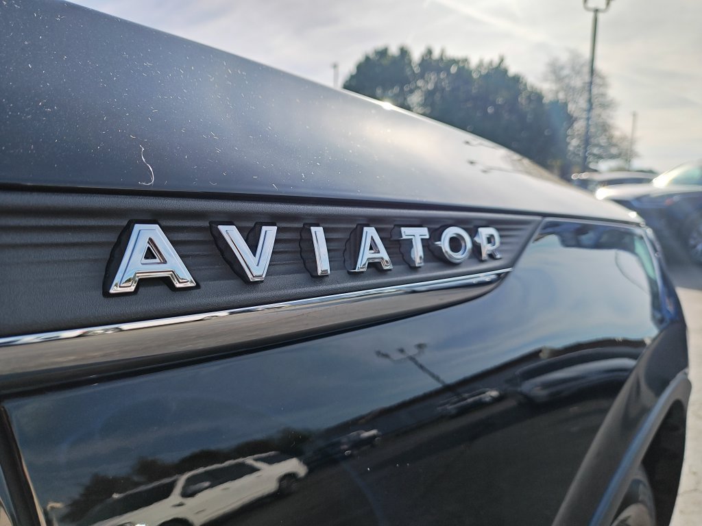 Used 2023 Lincoln Aviator Reserve w/ Equipment Group 201A AWD/4WD image 28