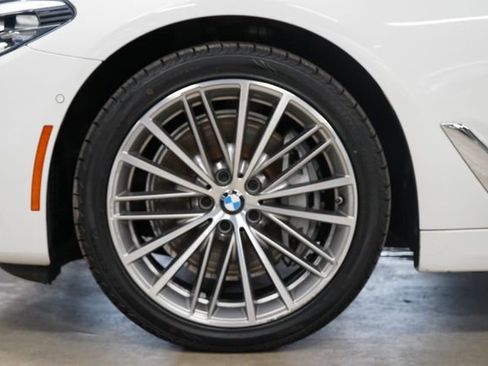 Used 2020 BMW 540i w/ Convenience Package RWD image 26