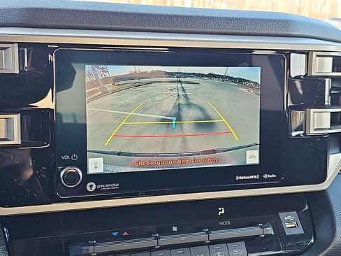 Used 2022 Toyota Tundra SR5 w/ SR5 Convenience Package image 24