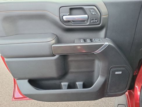 Used 2021 GMC Sierra 1500 AT4 w/ AT4 Premium Package image 17