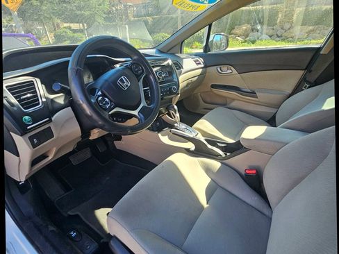 Used 2013 Honda Civic LX image 10