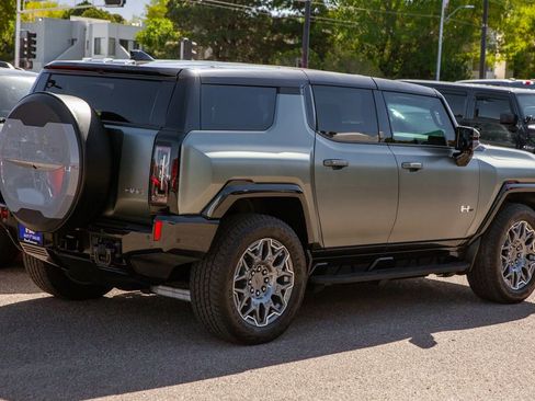 Used 2024 GMC Hummer EV 3X AWD/4WD image 4