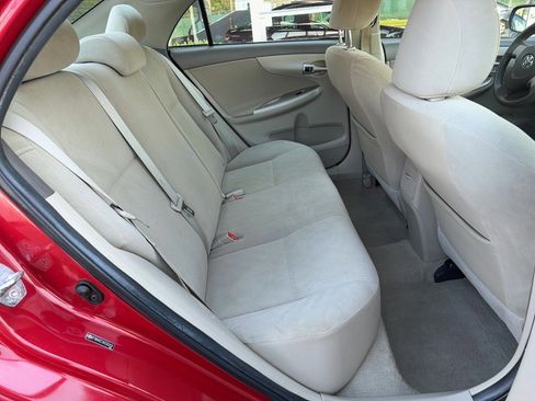 Used 2010 Toyota Corolla LE FWD image 19
