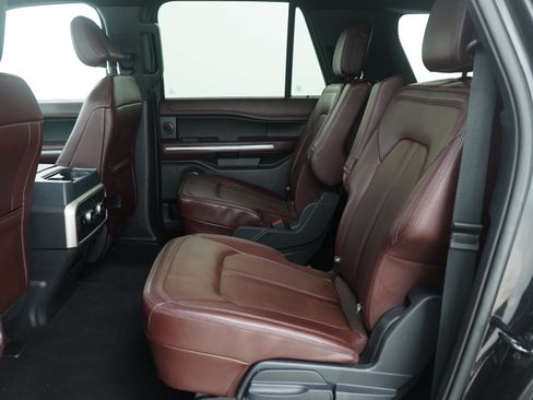 Used 2023 Ford Expedition Max Limited image 17
