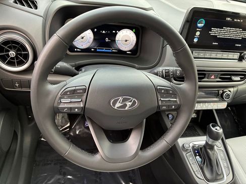 Used 2023 Hyundai Kona Limited image 26