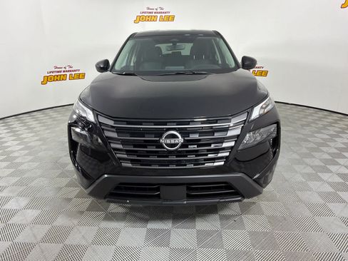 New 2026 Nissan Rogue SV FWD image 9