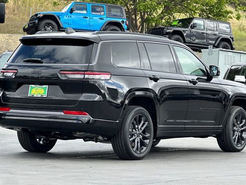 New 2026 Jeep Grand Cherokee L Limited AWD/4WD image 4