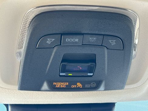 Used 2023 Toyota Corolla LE FWD image 31