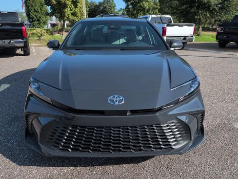 Used 2026 Toyota Camry SE w/ Convenience Package FWD image 9