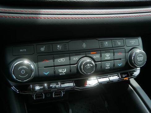 New 2026 Dodge Durango GT AWD/4WD image 12