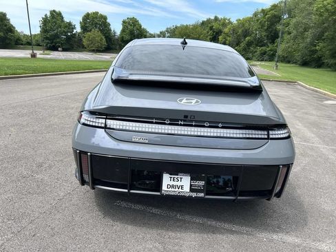 Certified 2024 Hyundai Ioniq 6 SE RWD image 6