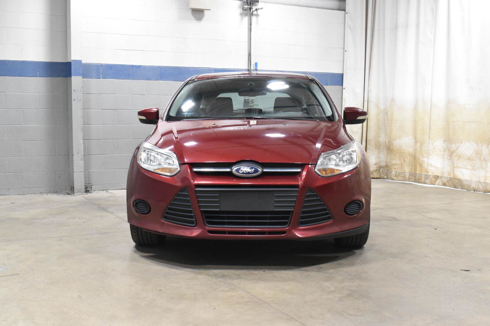Used 2014 Ford Focus SE w/ SE Winter Package FWD image 26