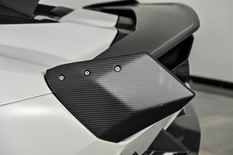 Used 2024 Lamborghini Revuelto AWD/4WD image 27