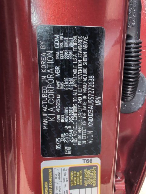 Used 2025 Kia Soul LX FWD image 27