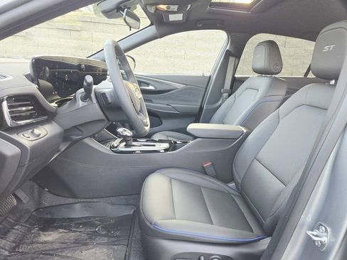 New 2026 Buick Envista Sport Touring w/ Convenience I Package FWD image 12