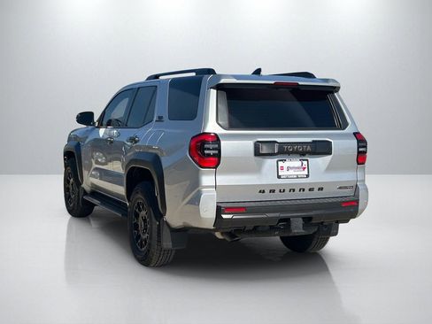 Used 2025 Toyota 4Runner TRD Off-Road Premium AWD/4WD image 7
