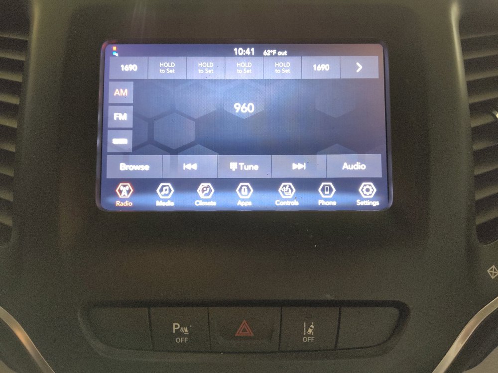 Used 2021 Jeep Cherokee Latitude Lux w/ Sun & Sound Group FWD image 25