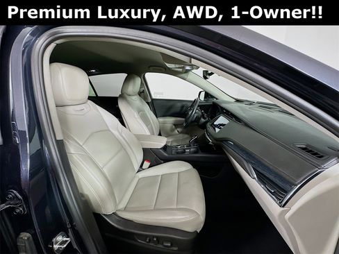 Used 2023 Cadillac XT4 Premium Luxury image 28