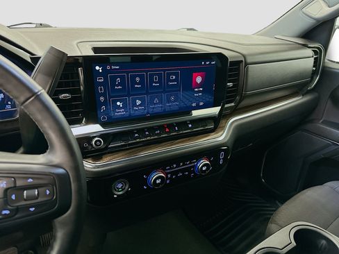 Used 2024 GMC Sierra 1500 Elevation image 26