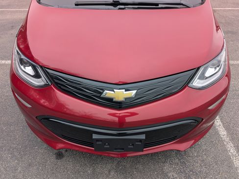 Used 2020 Chevrolet Bolt LT image 12
