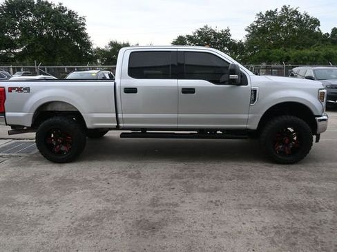 Used 2019 Ford F250 XLT w/ XLT Value Package AWD/4WD image 18