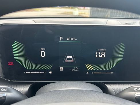 Used 2025 Kia K4 LXS image 16