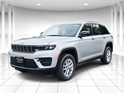 New 2026 Jeep Grand Cherokee Laredo X image 7