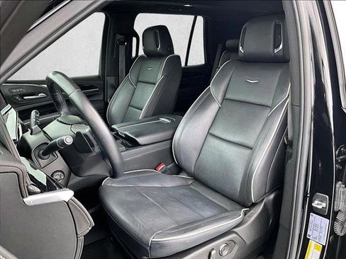 Used 2024 Cadillac Escalade Sport w/ LPO, ONYX Package AWD/4WD image 27